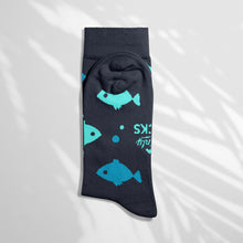 Load image into Gallery viewer, Men’s Socks with Fishing Pattern Cotton Casual Socks Size 6 to 11