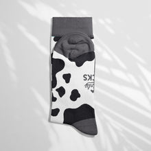 Load image into Gallery viewer, Men’s Socks with Moo Cow Pattern Cotton Casual Socks Size 6 to 11
