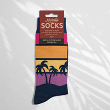 Load image into Gallery viewer, Women’s Socks with Retro Pattern Cotton Casual Socks Size 4 to 7
